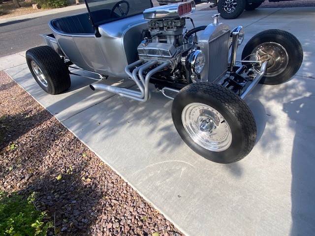 Ford-t-bucket-1923-silver-3