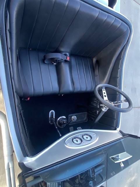 Ford-t-bucket-1923-silver-8