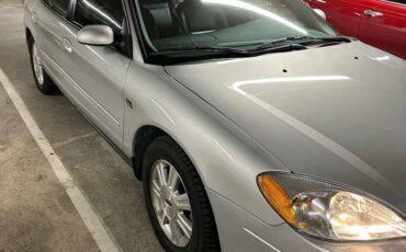 Ford-taurus-1993-silver-1