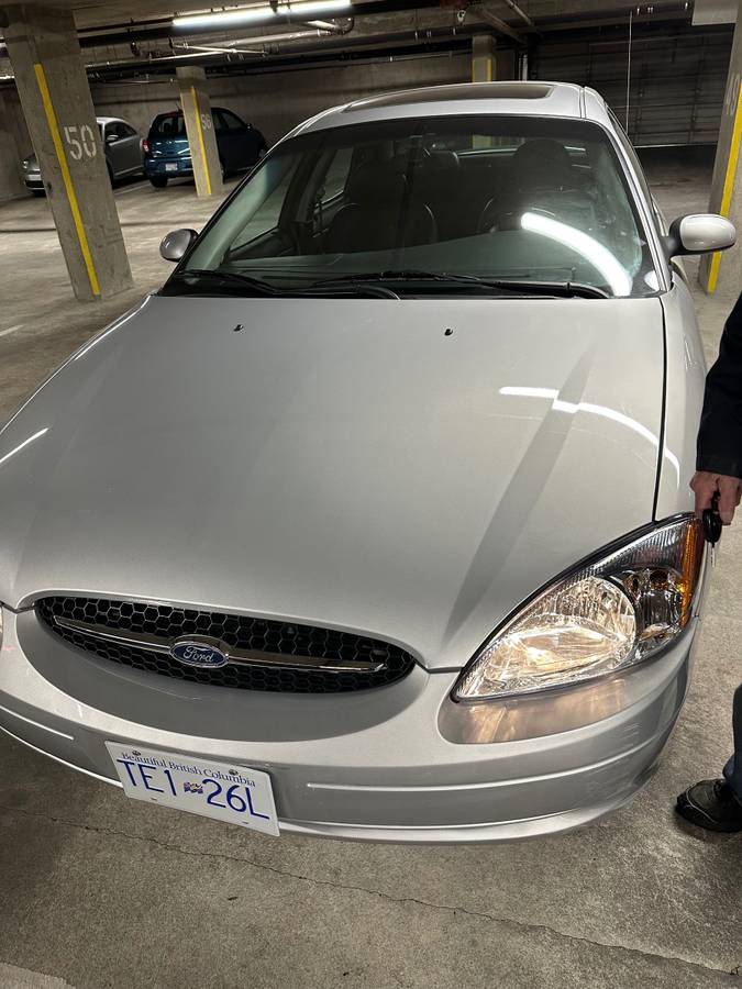 Ford-taurus-1993-silver-2