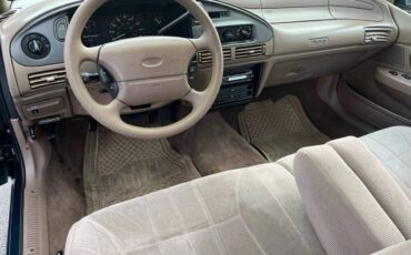 Ford-taurus-1995-green-1