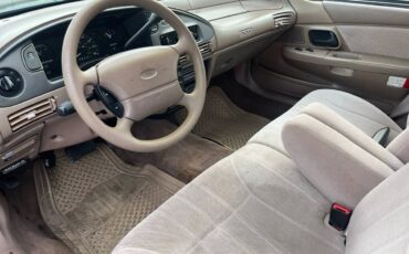 Ford-taurus-1995-green-4