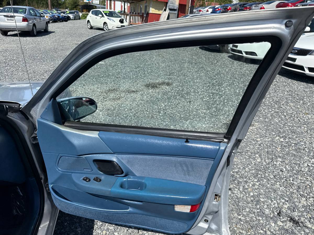 Ford-taurus-1995-grey-32