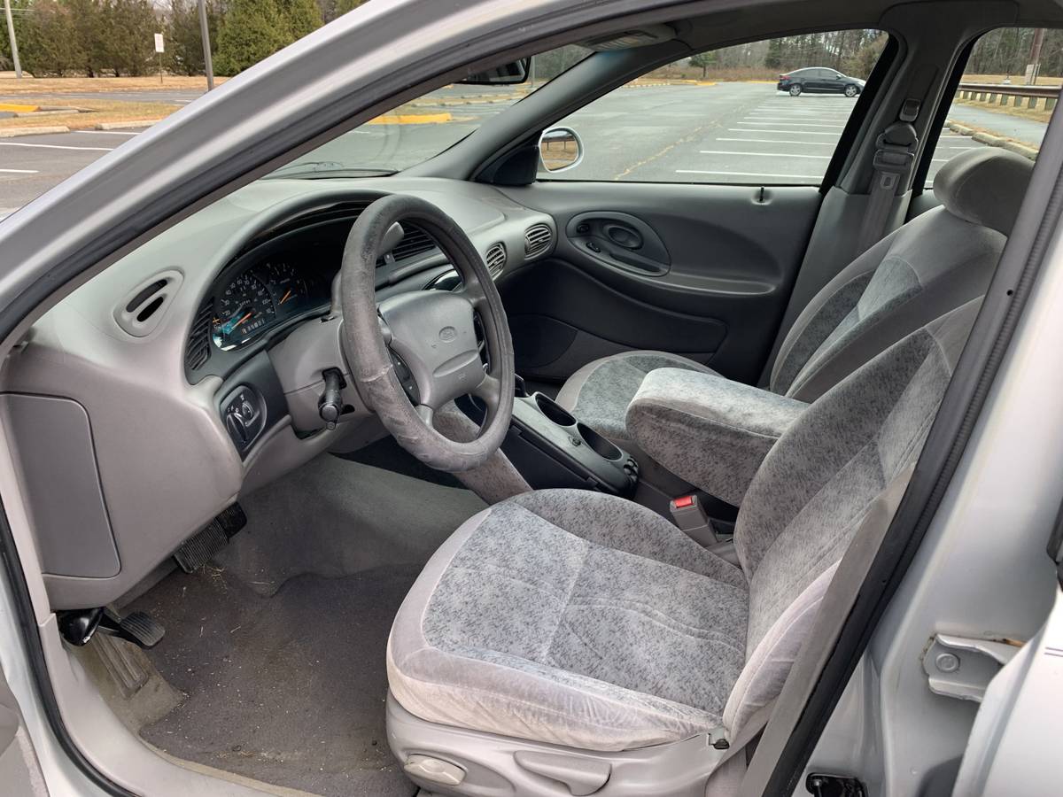 Ford-taurus-gl-1996-silver-8