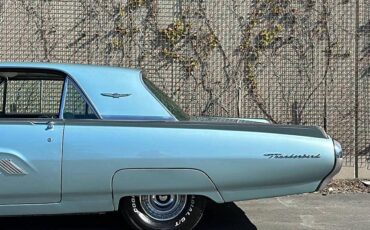 Ford-thunderbird-1963-blue-32