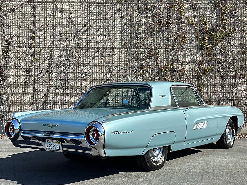 Ford-thunderbird-1963-blue-9