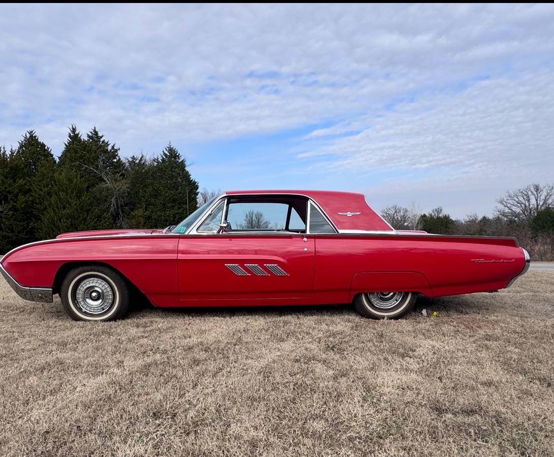 Ford-thunderbird-1963-red-1