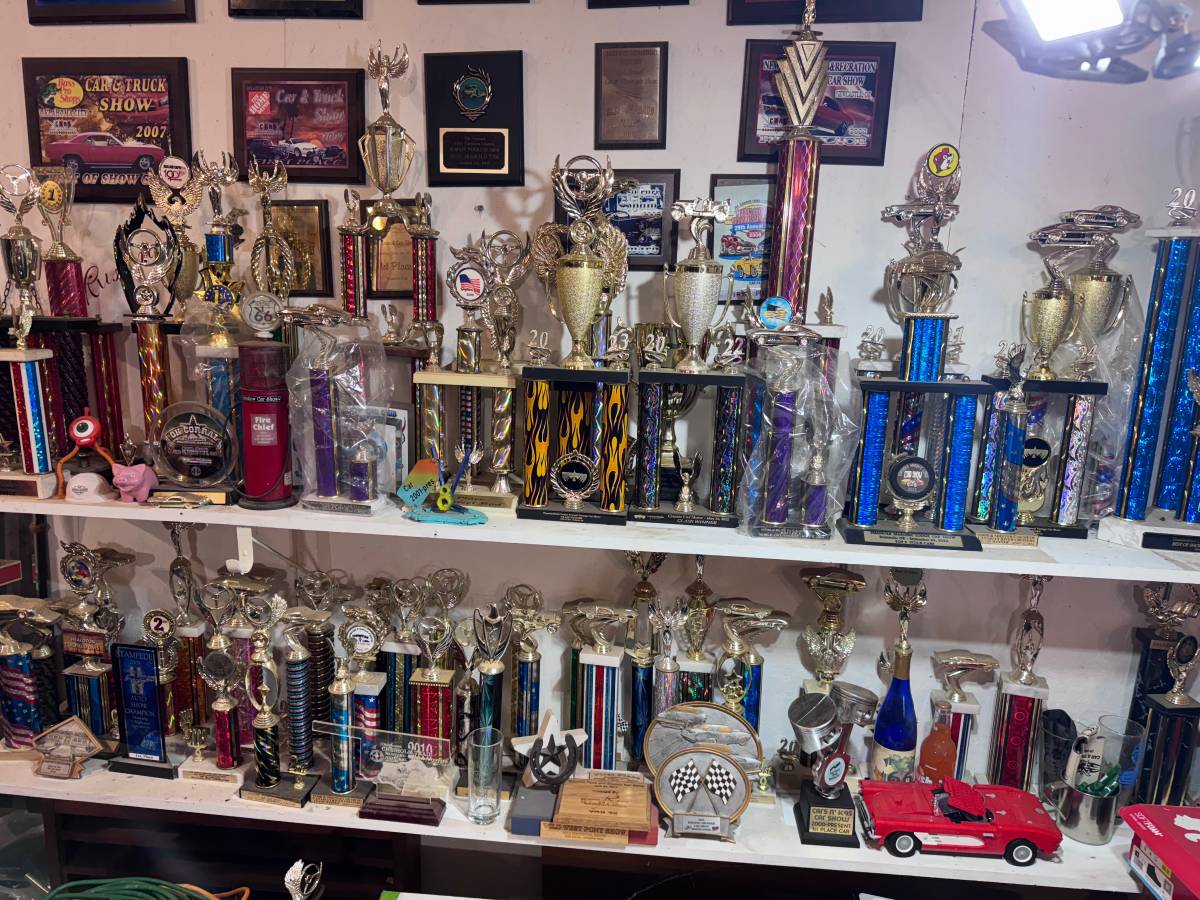 Ford-thunderbird-1963-red-2