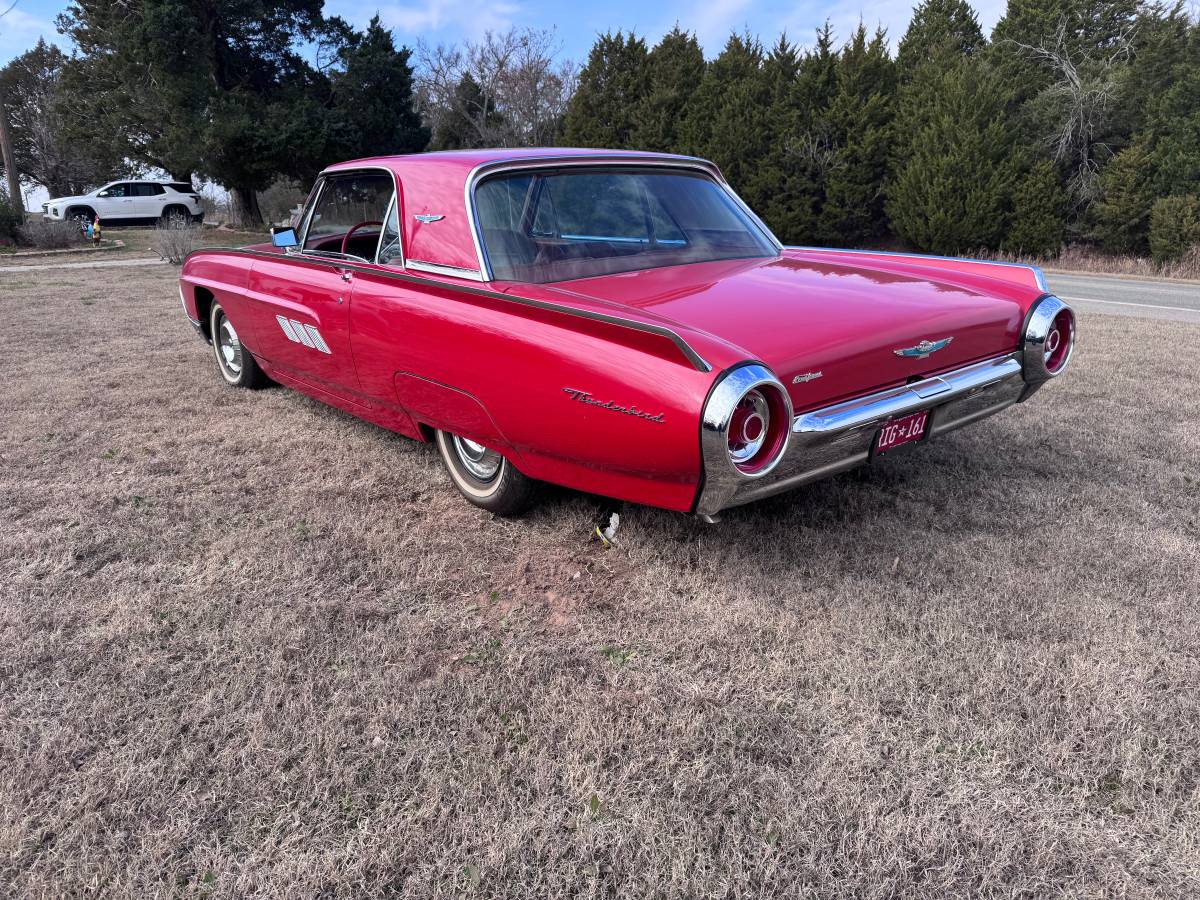 Ford-thunderbird-1963-red-9