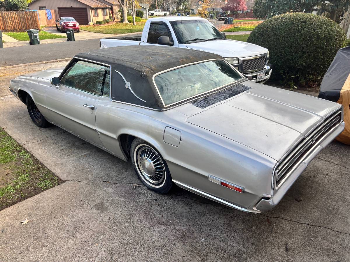 Ford-thunderbird-1968-silver-3