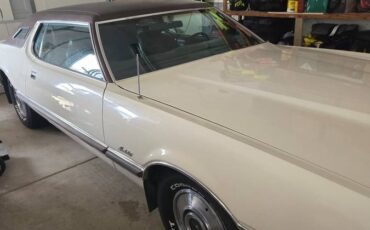 Ford-thunderbird-1973