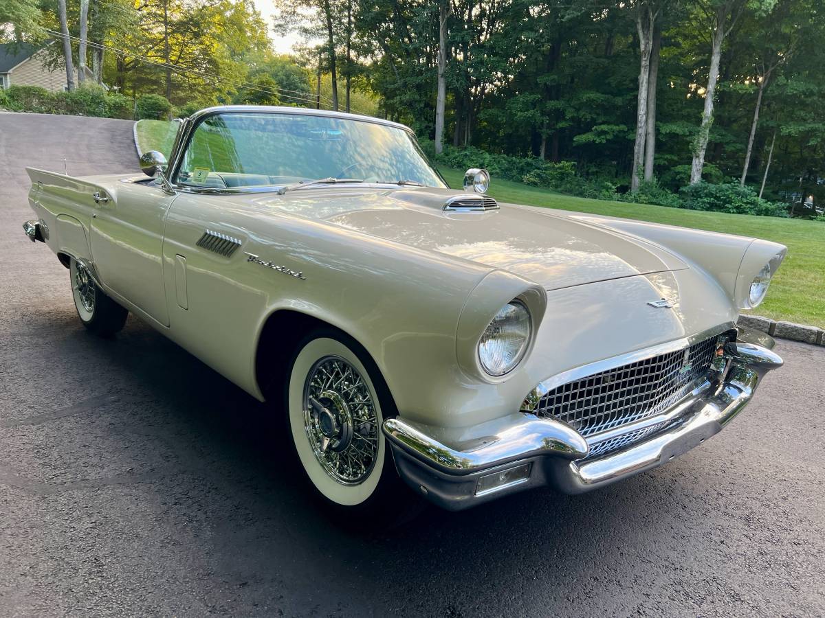 Ford-thunderbird-convertible-1957-white-1