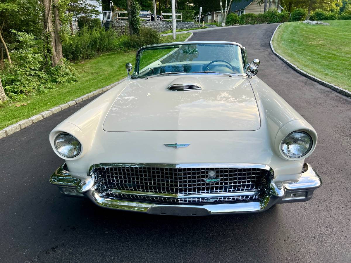 Ford-thunderbird-convertible-1957-white-2