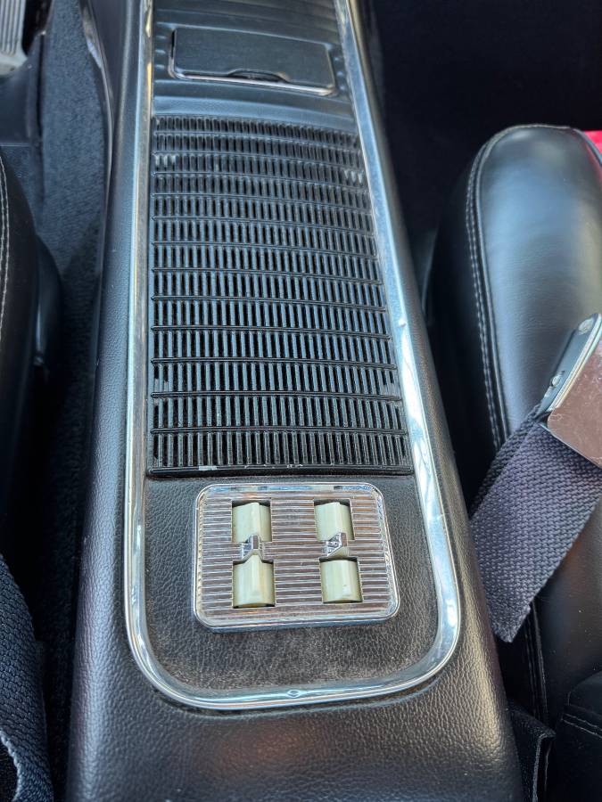 Ford-thunderbird-coupe-1960-red-12
