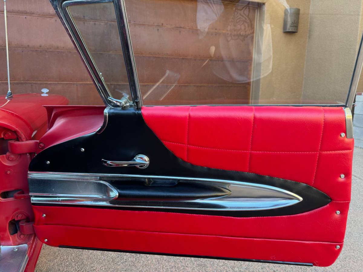 Ford-thunderbird-coupe-1960-red-20