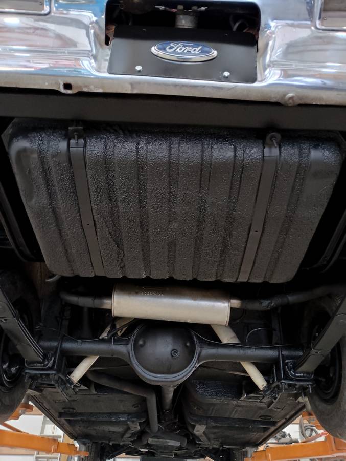 Ford-thunderbird-coupe-1963-black-17