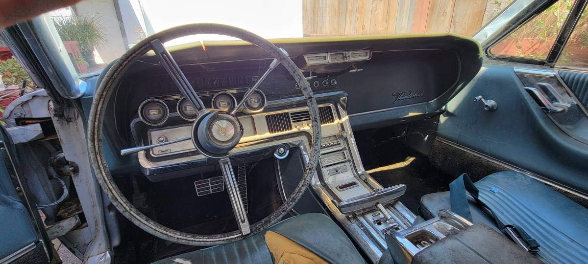 Ford-thunderbird-coupe-1964-black-3