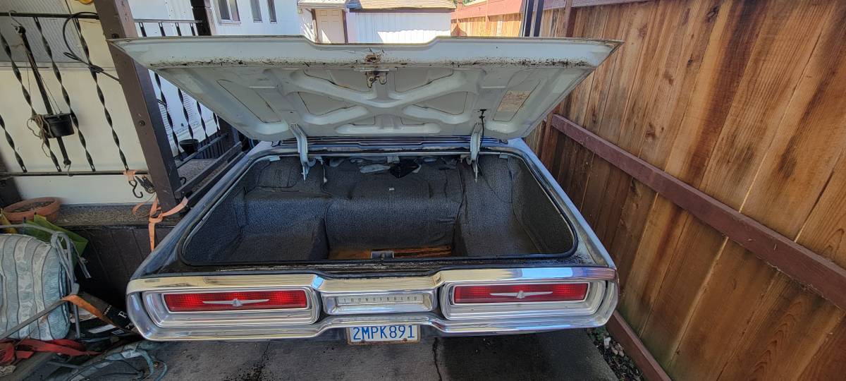 Ford-thunderbird-coupe-1964-black-6