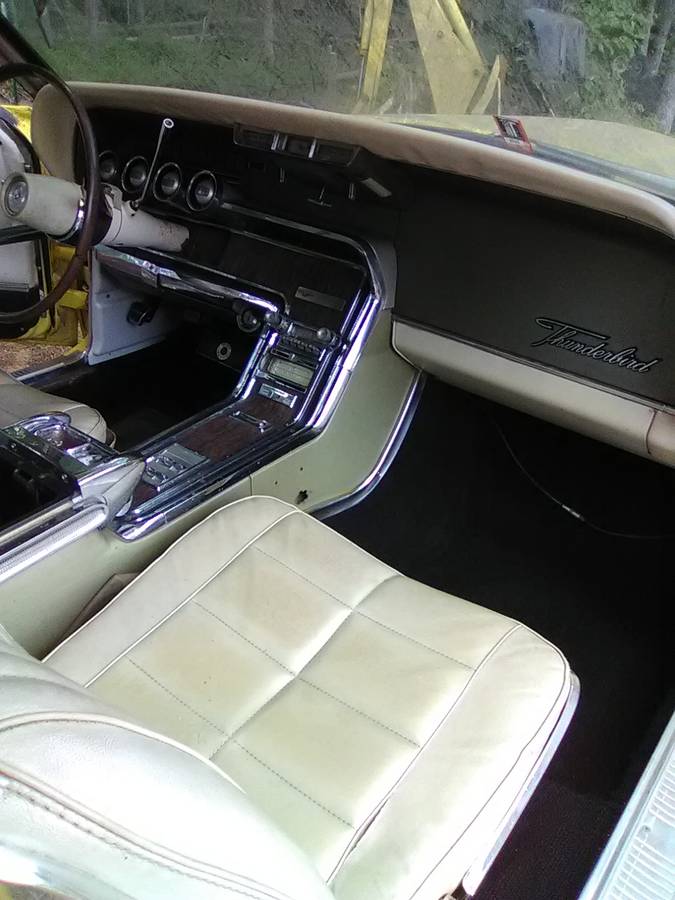 Ford-thunderbird-coupe-1966-yellow-2