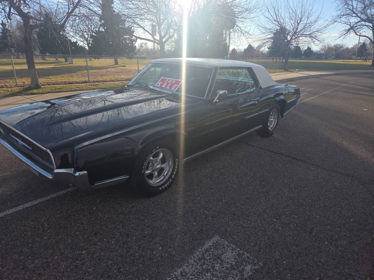 Ford-thunderbird-coupe-1967-black-1