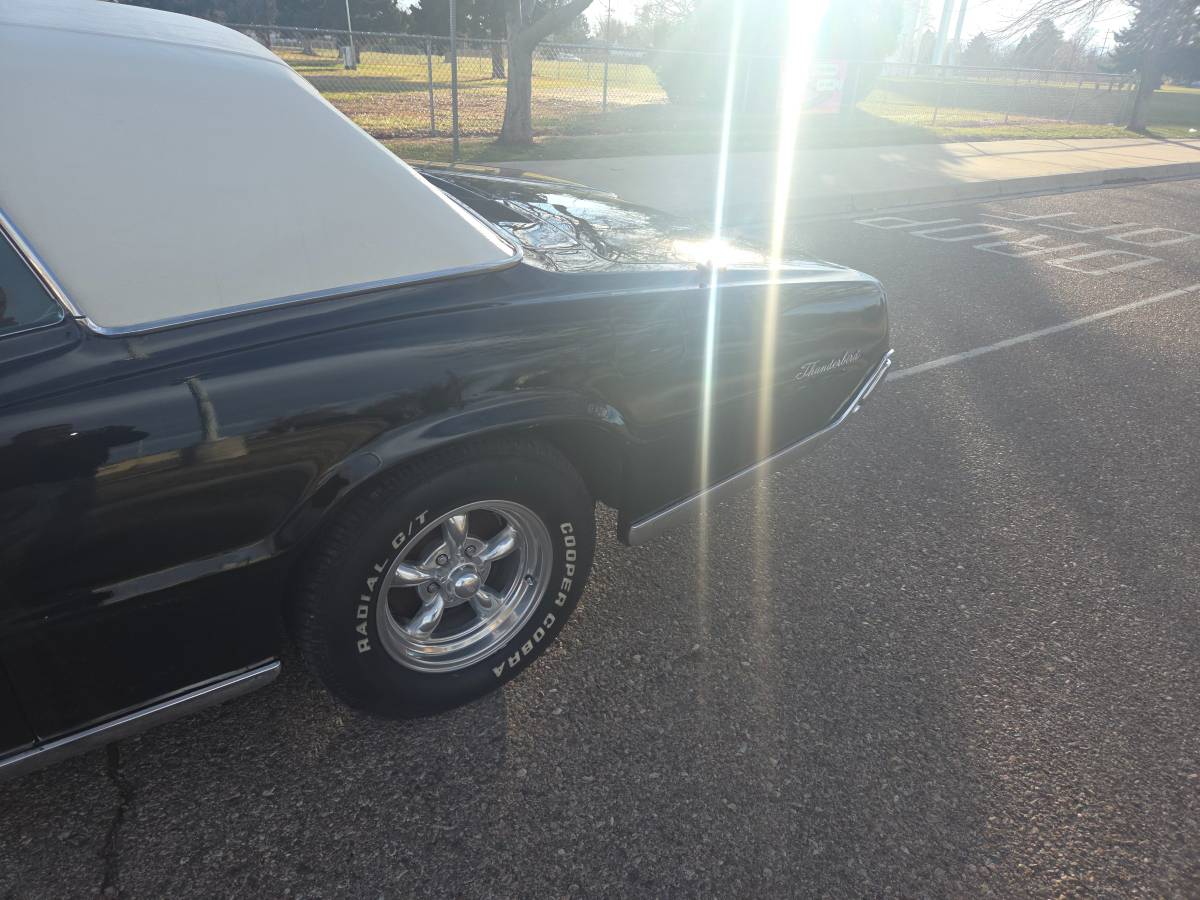 Ford-thunderbird-coupe-1967-black-3