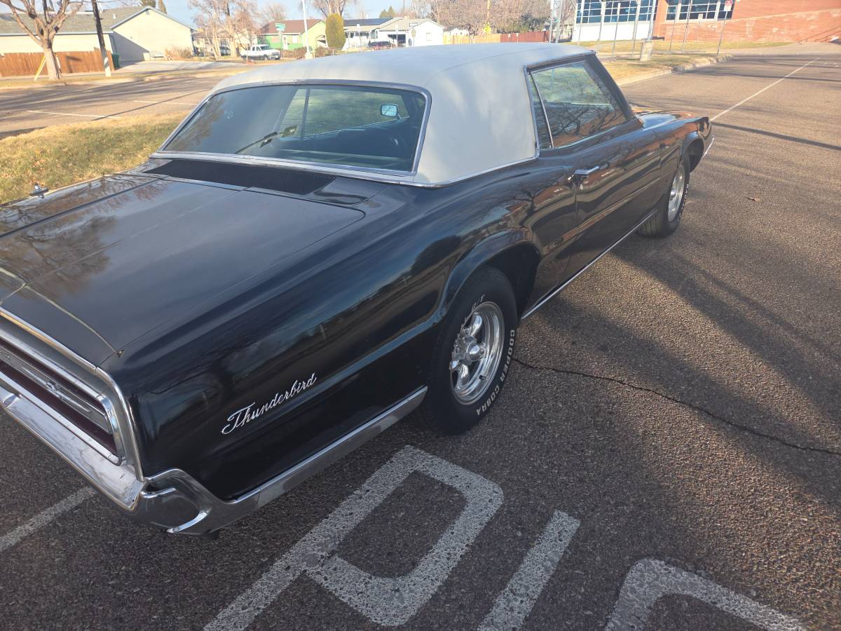 Ford-thunderbird-coupe-1967-black-4