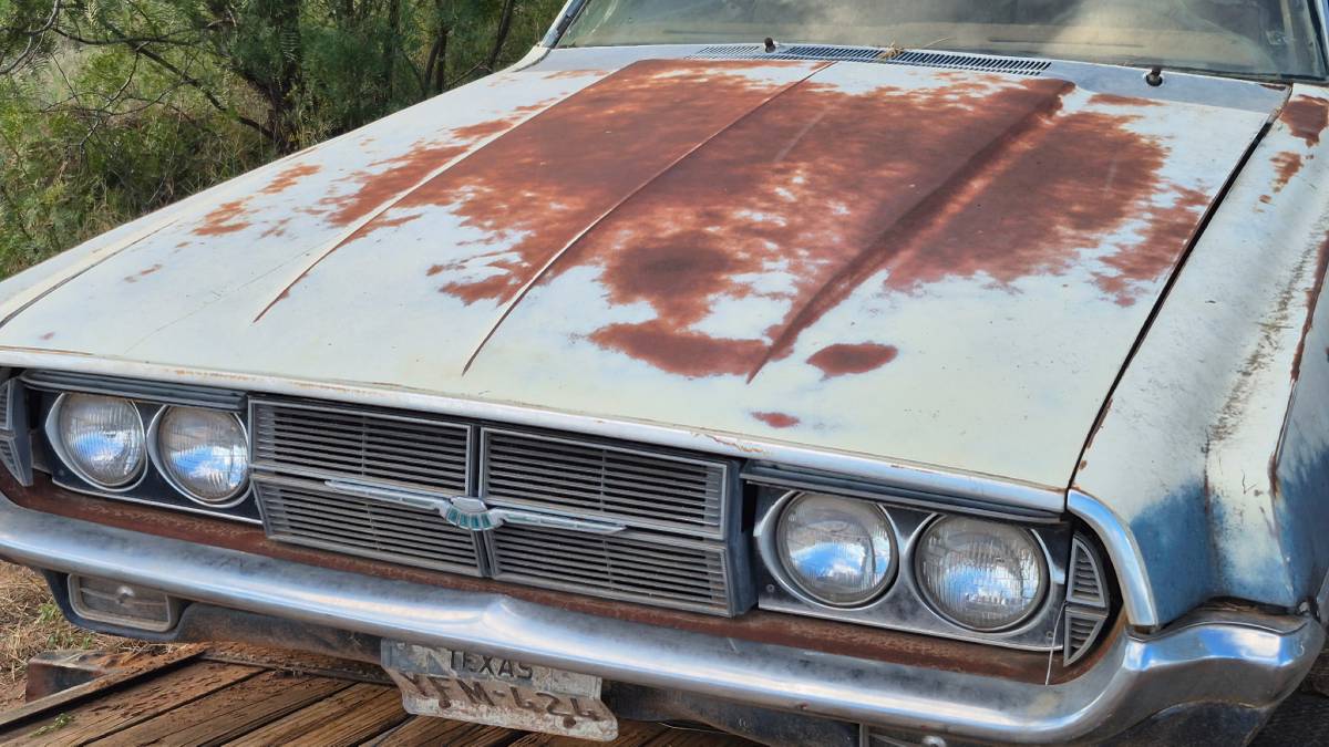 Ford-thunderbird-coupe-1969-blue-8
