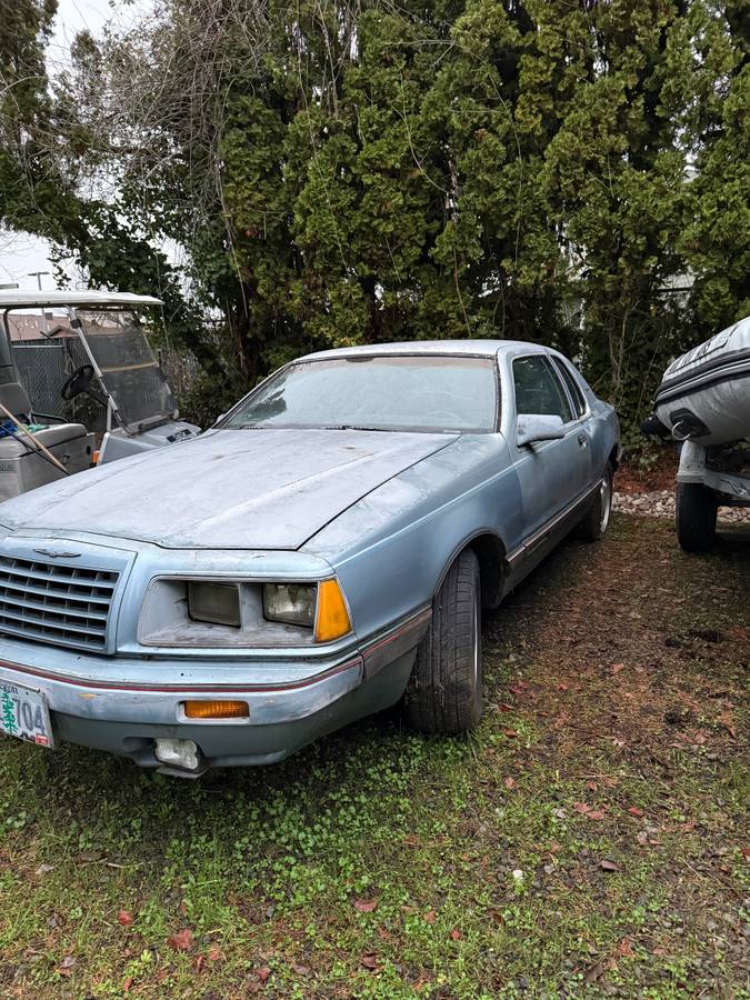 Ford-thunderbird-coupe-1986-2