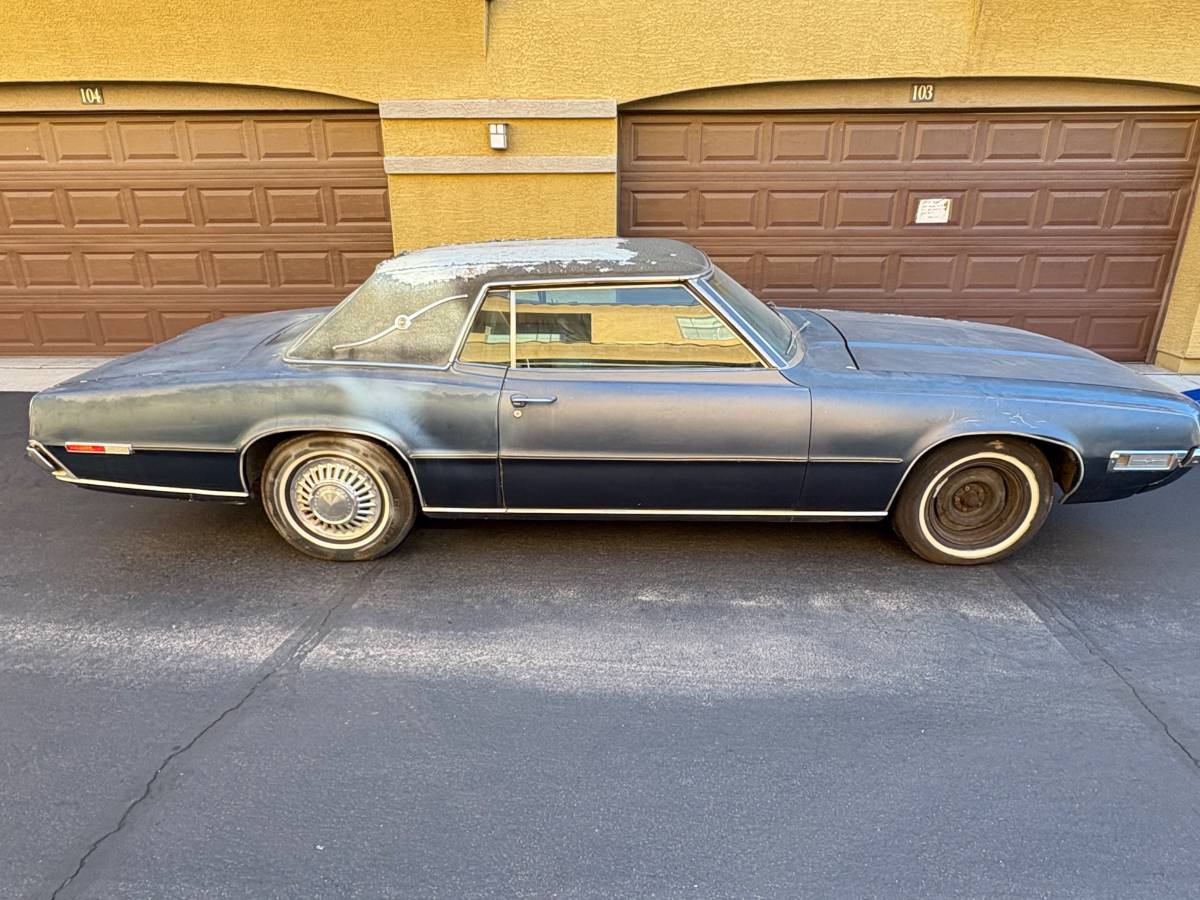 Ford-thunderbird-landau-1968-blue
