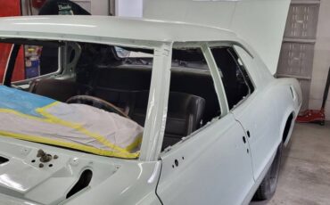 Ford-thunderbird-landau-1968-custom-10