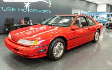 Ford-thunderbird-sc-1989-red