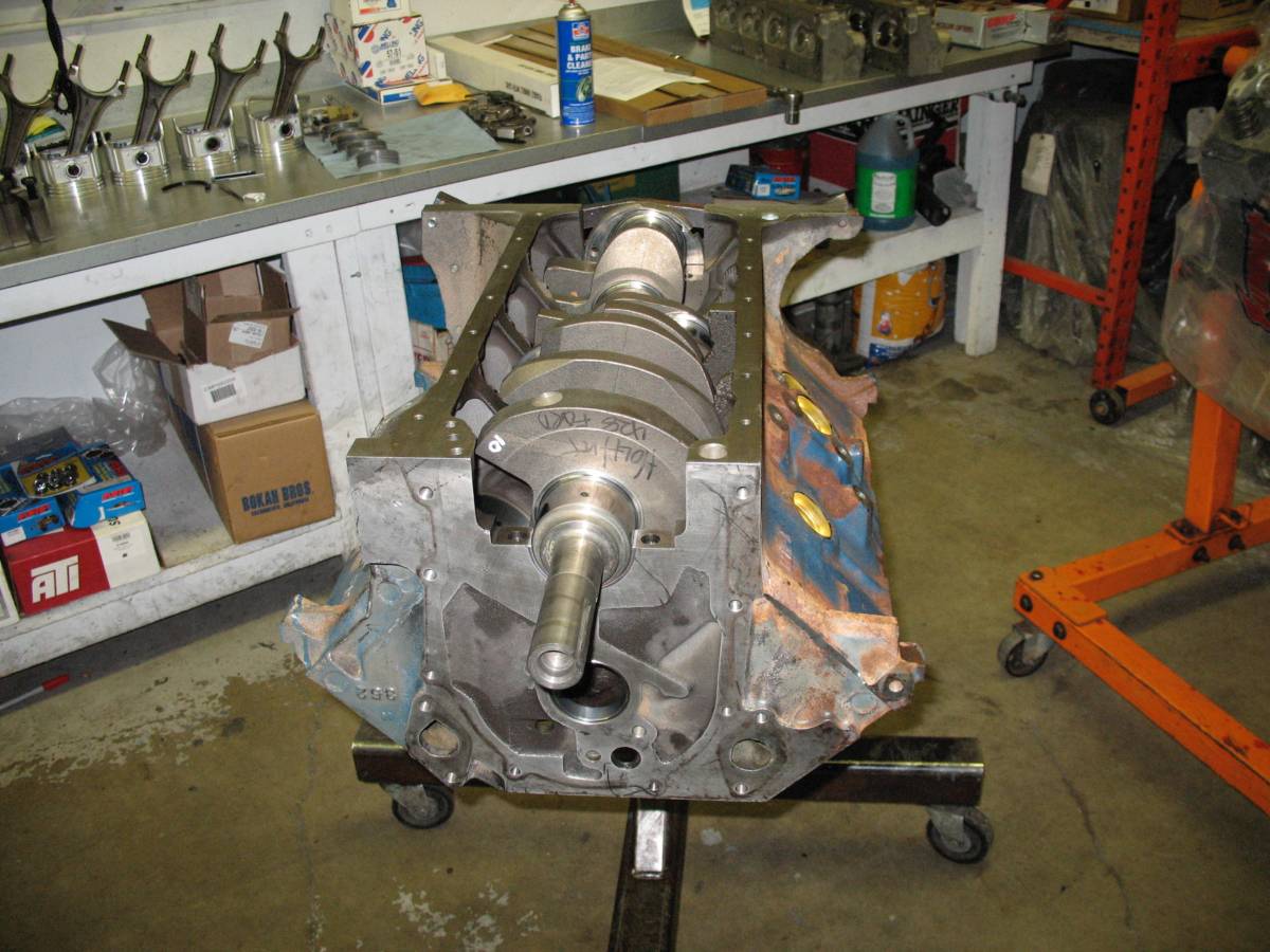 Ford-thunderbird-tudor-landau-1967-custom-33