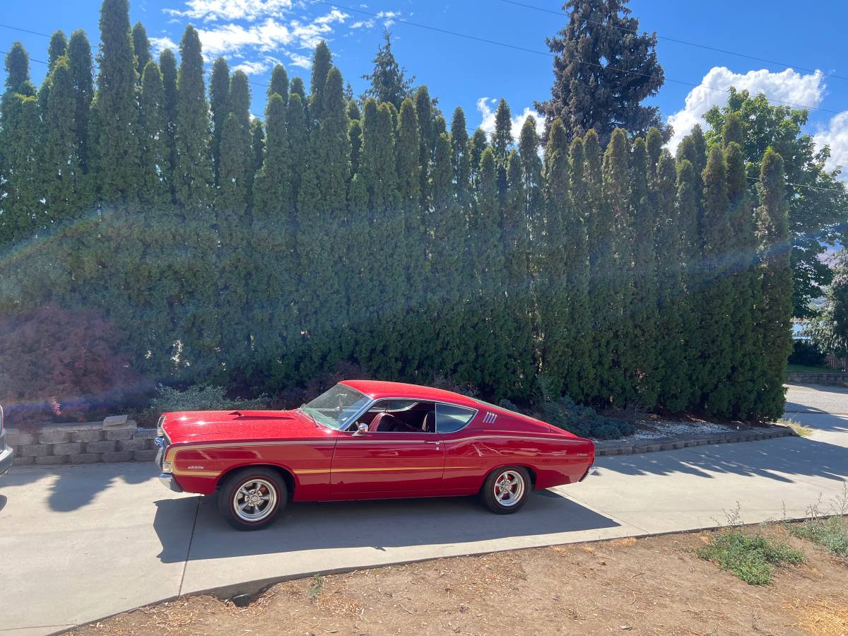 Ford-torino-gt-fastback-1968-red