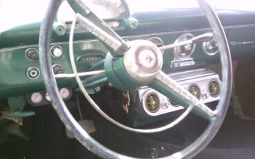 Ford-town-sedan-1955-green-5