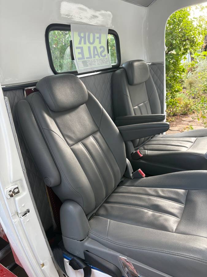 Ford-truck-1946-white-11