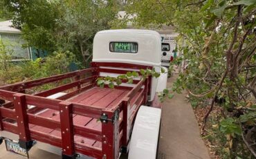 Ford-truck-1946-white-6