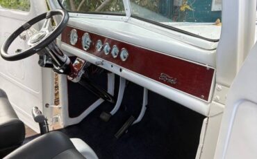 Ford-truck-1946-white-9