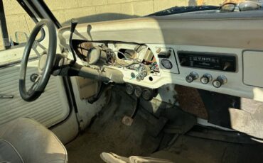 Ford-truck-1967-white-3