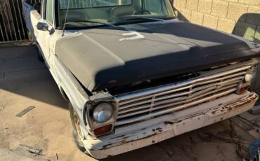 Ford-truck-1967-white