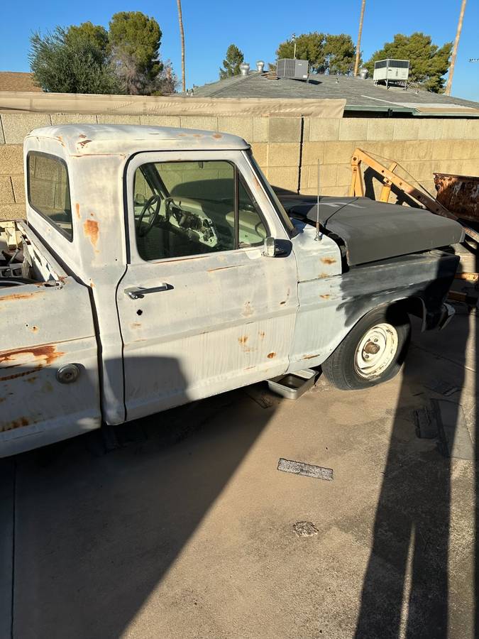 Ford-truck-1967-white-8