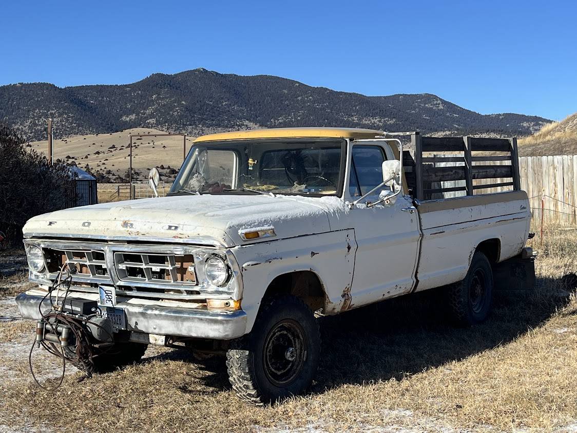 Ford-truck-4x4-34-ton-1971