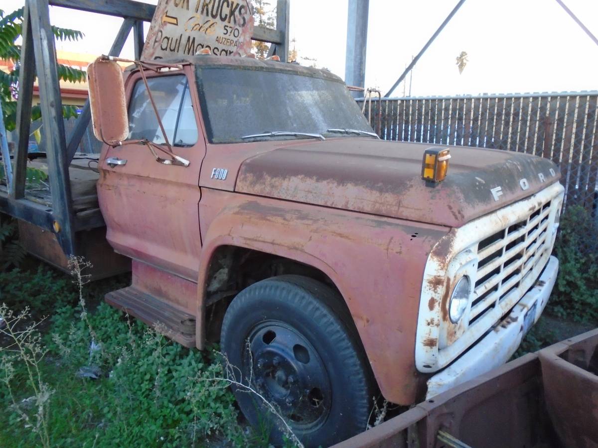Ford-trucks-1970-custom-33