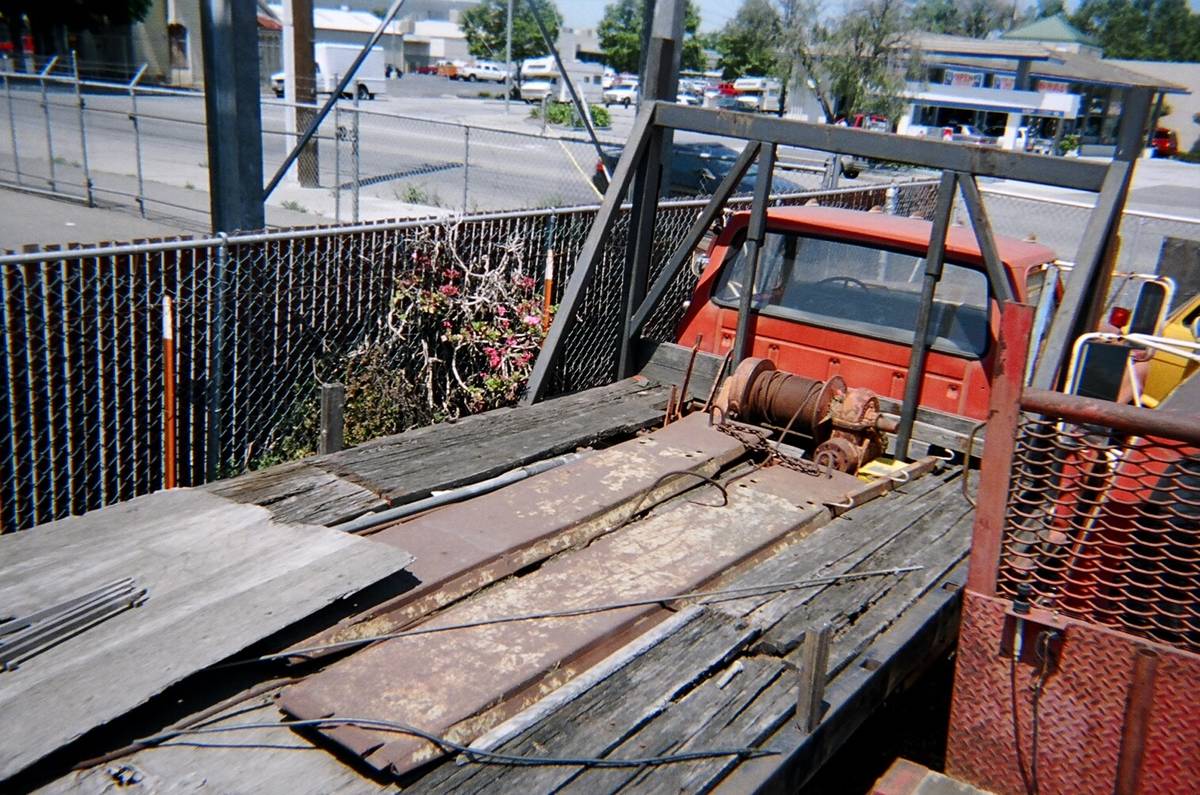 Ford-trucks-1970-custom-8