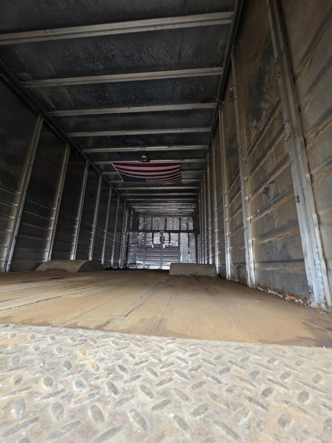 Ford-uhaul-box-truck-1972-2