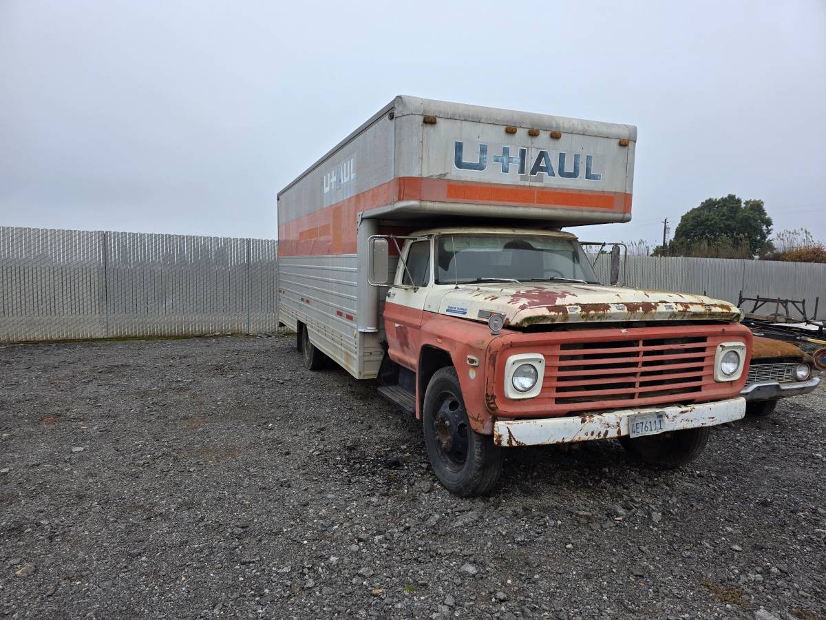 Ford-uhaul-box-truck-1972