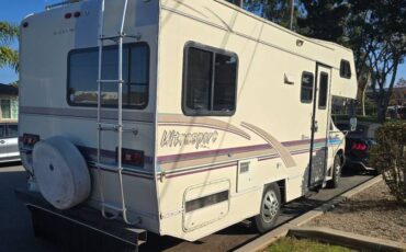 Ford-ultra-1995-white-13