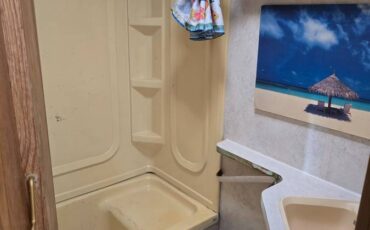 Ford-ultra-1995-white-6