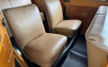 Ford-woody-deluxe.-1935-16