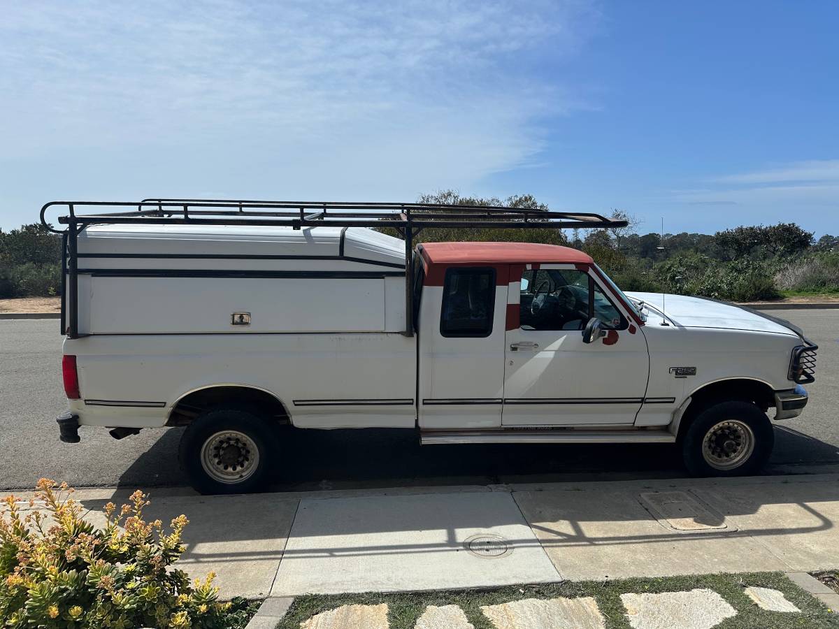 Fordn-f-250-4x4-diesel-1994-white-1