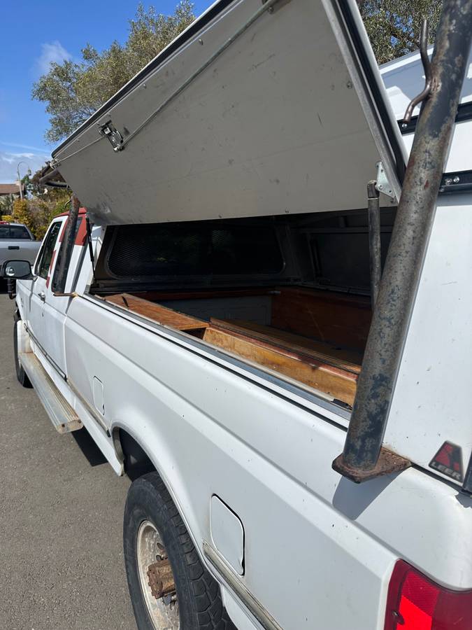 Fordn-f-250-4x4-diesel-1994-white-4